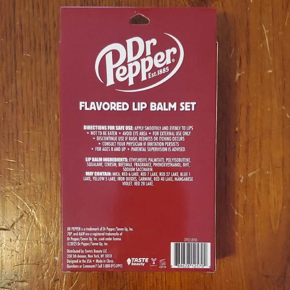 New Flavored Lip Balm Set with Dr Pepper, 7UP, A&W Novelty Vending Machine Box